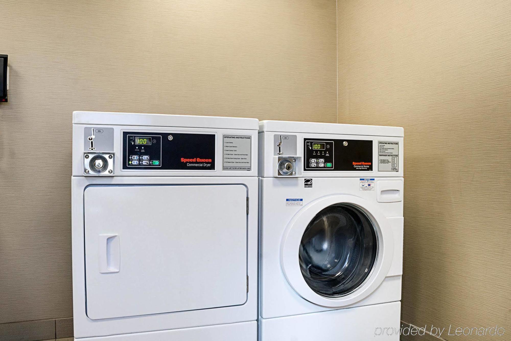 Comfort Suites Fargo Medical Center מראה חיצוני תמונה