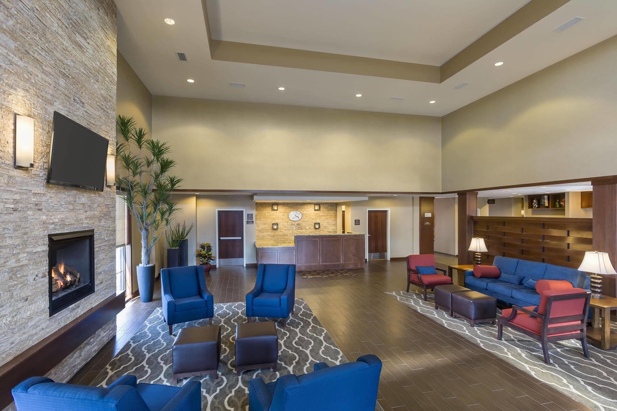 Comfort Suites Fargo Medical Center מראה חיצוני תמונה
